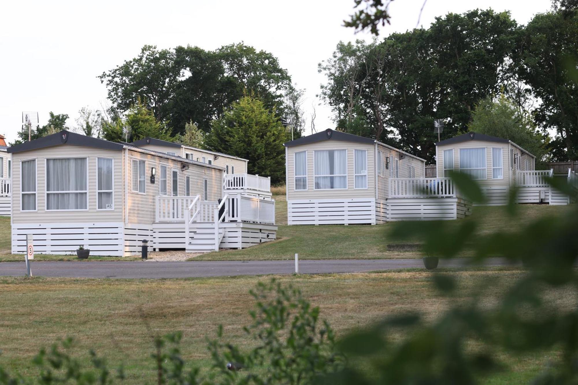 Mercury Yacht Harbour And Holiday Park Bursledon Zewnętrze zdjęcie