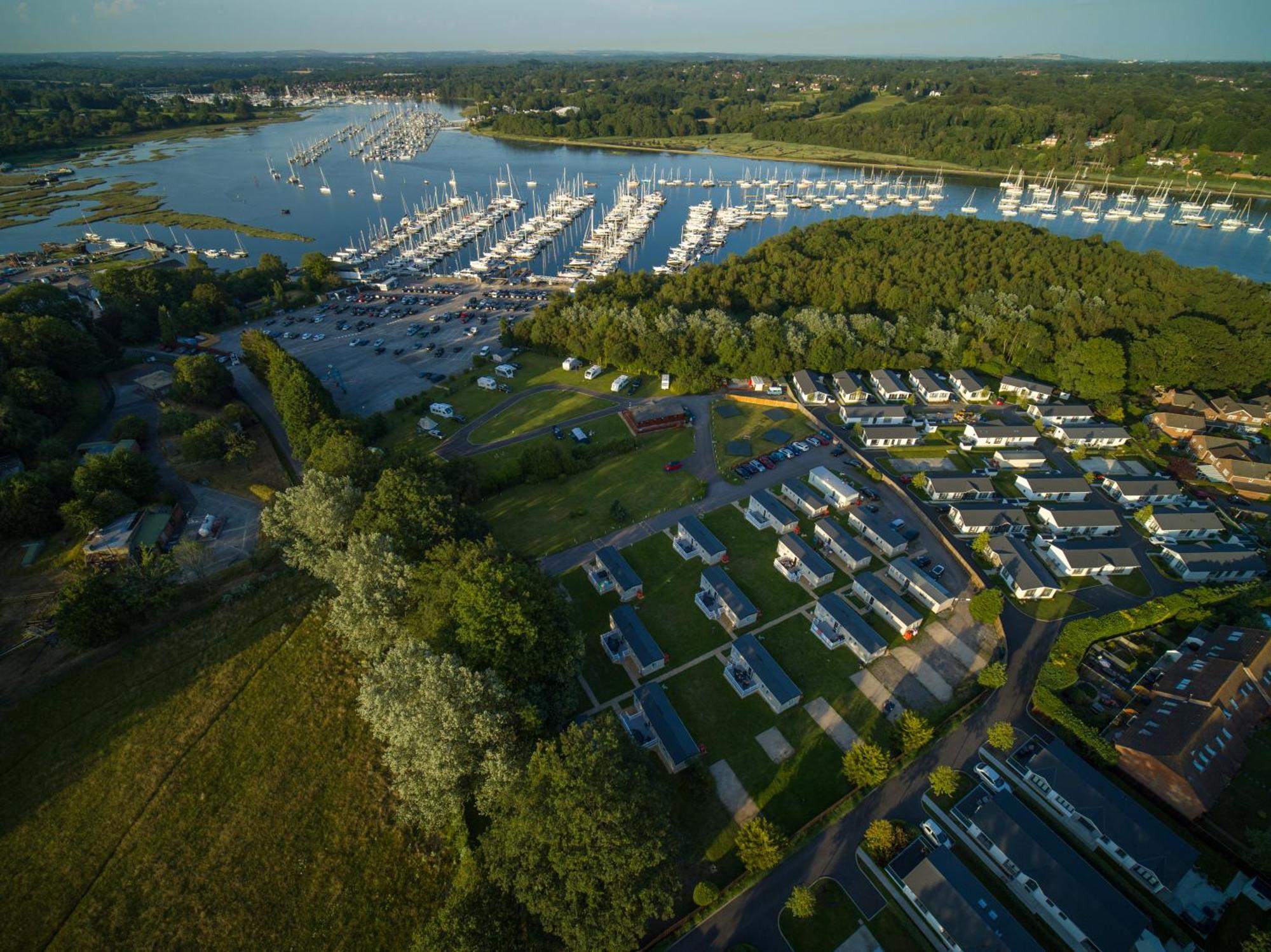 Mercury Yacht Harbour And Holiday Park Bursledon Zewnętrze zdjęcie
