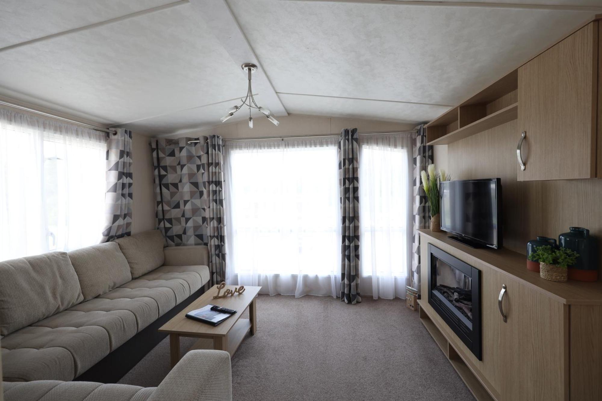 Mercury Yacht Harbour And Holiday Park Bursledon Zewnętrze zdjęcie